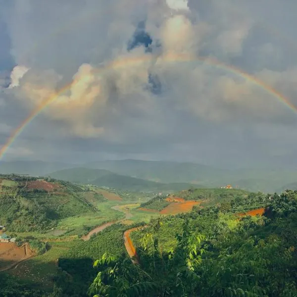 Midori Coffee Farm，位于Tiên Hai的酒店