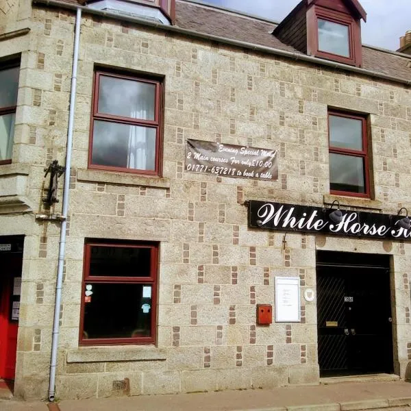 White Horse Hotel，位于Mintlaw的酒店