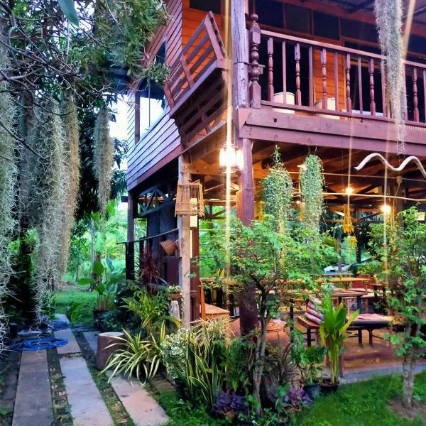 Metha Country View Homestay Singburi，位于Ban Bang Thong Di的酒店