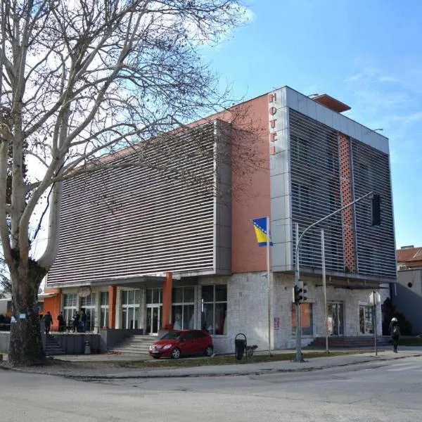 Hotel Lukavac，位于Lukavac的酒店