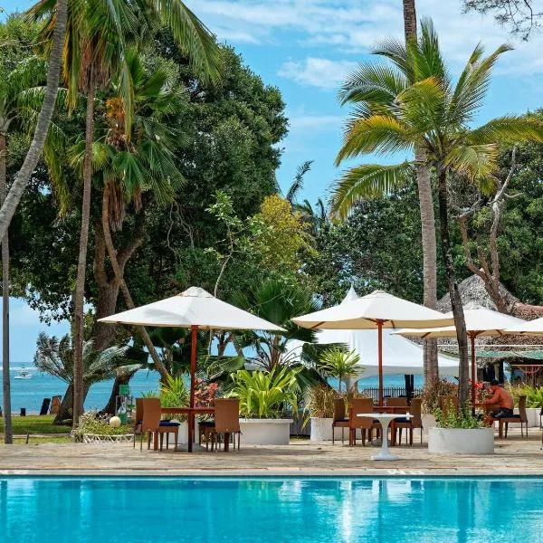 Safari Beach Hotel，位于迪亚尼海滩的酒店