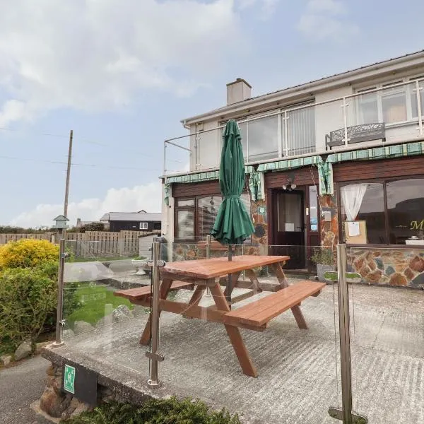 Morlyn Guest House Apartment，位于哈雷克的酒店