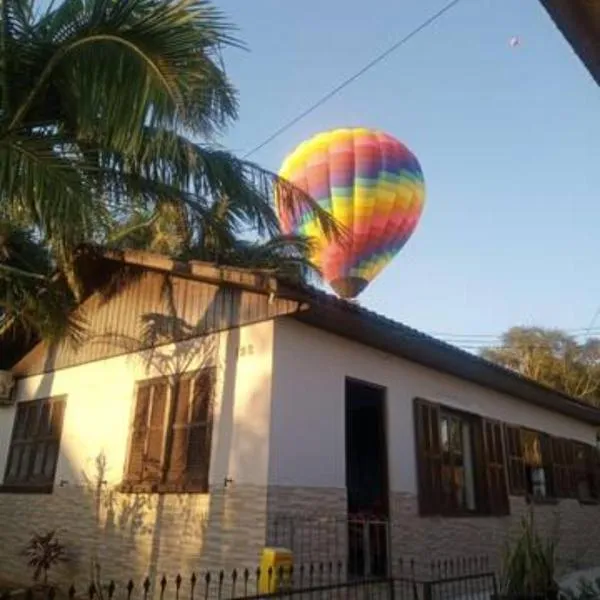 Morada família feliz - Praia Grande SC，位于大普拉亚的酒店