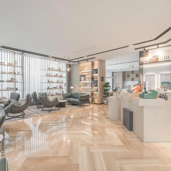 泰州茂业天地亚朵酒店，位于泰州的酒店