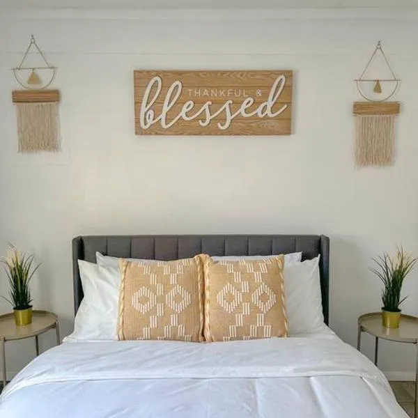 Sparkling Guest Home 2 bedroom-15 Minutes to Clearwater Beach，位于克利尔沃特的酒店