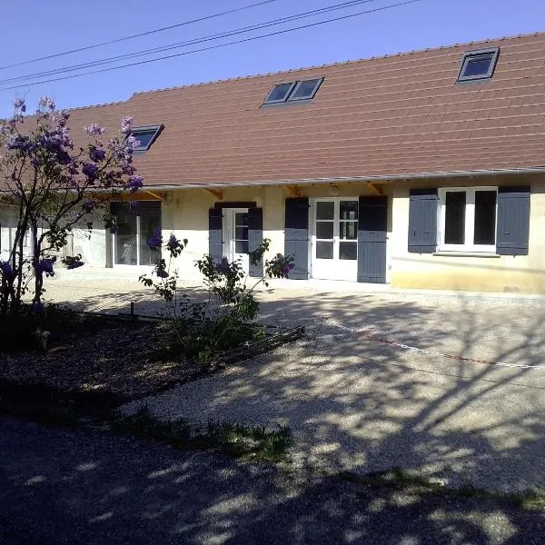 Gîte au bord de la rivière，位于Frangy的酒店