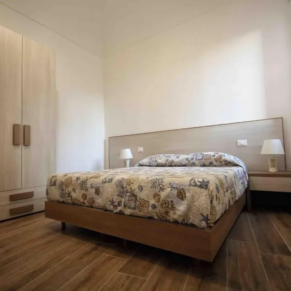 Madrice 66 Central Rooms，位于法维尼亚纳的酒店