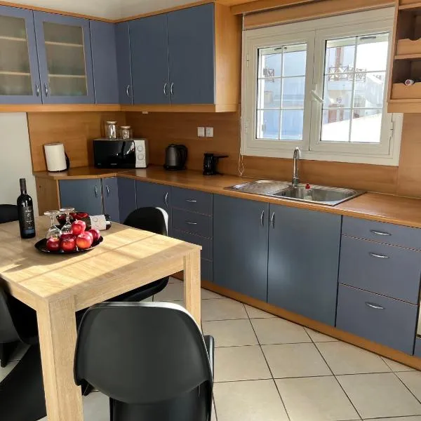 JET, luxury appartment 20m from the beach，位于金尼昂的酒店
