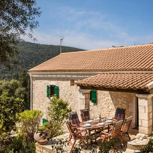 Traditional Stone House Anofli 1843 Fiskardo Kefalonia，位于费斯卡尔德宏的酒店