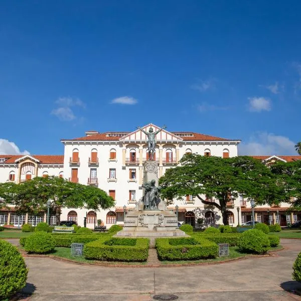 皇宫酒店，位于波苏斯-迪卡尔达斯的酒店