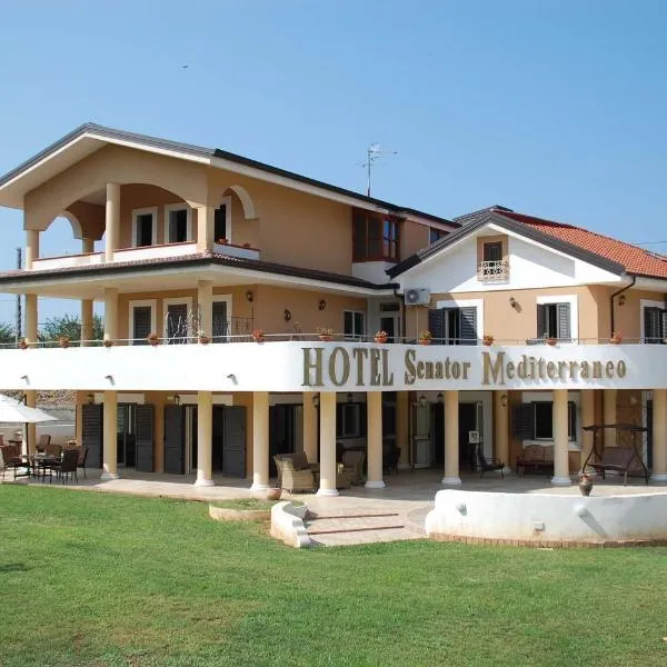 地中海塞纳托别墅酒店，位于托尔托拉的酒店