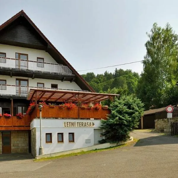 Penzion Kamzík，位于Horní Podluží的酒店