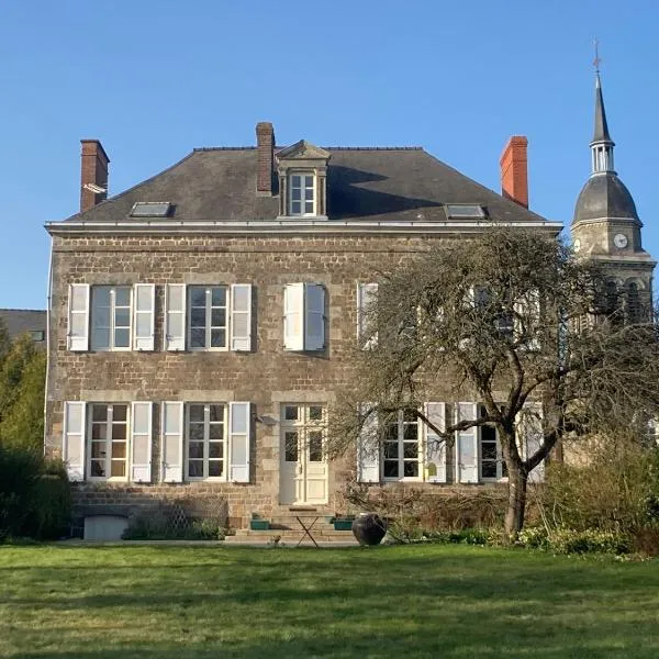 Maison d'hôtes La Doucelle，位于Saint-Calais-du-Désert的酒店