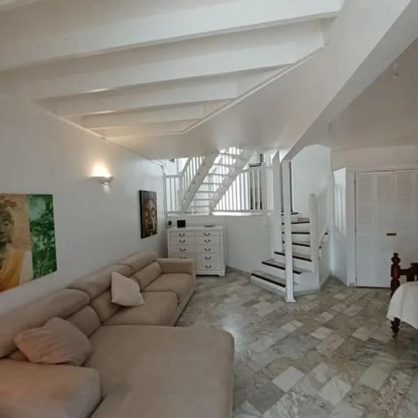 5 min from Orient Bay - perfect condo, Idolem résidence unité 6 - 57 Rue du Mont Vernon 1，位于Cul de Sac的酒店