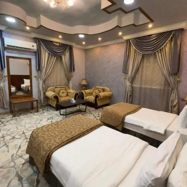 سويت ان العلا للشقق المفروشة الخاصة Sweet In alula Apartments and organizing tours，位于欧拉的酒店