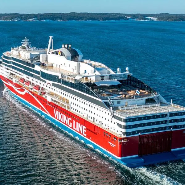 Viking Line ferry Viking Glory - Mini-cruise from Stockholm，位于斯德哥尔摩的酒店