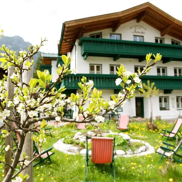 Bio-Landpension Monika，位于Oberhofen im Inntal的酒店