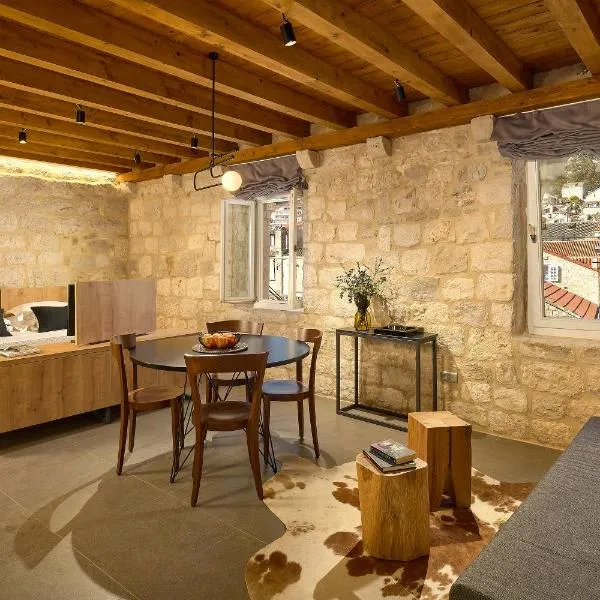 History Hvar Design Heritage Suites，位于米欧纳的酒店