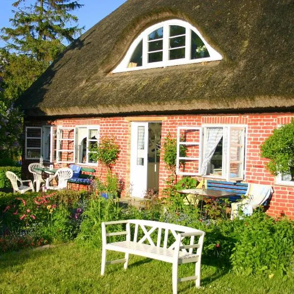 Im Feriengarten - Ferienwohnung EG，位于Nardevitz的酒店