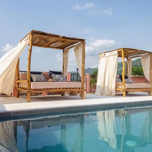 Casa De Amigos Hotel Boutique，位于亨达的酒店