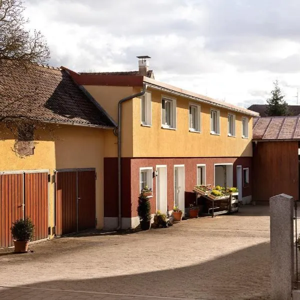 Gästezimmer/Appartement Familie John，位于Veitsbronn的酒店