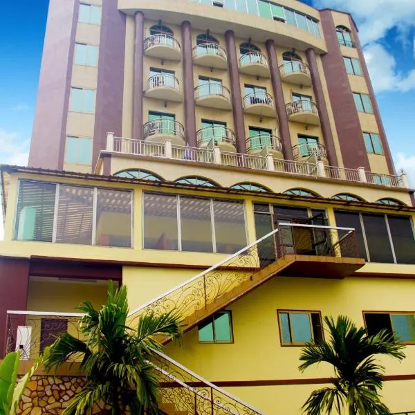 FELICIA HOTEL YAOUNDE，位于Mbalngong的酒店