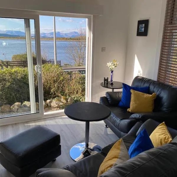 Ards House Self catering apartment with sea views，位于Isle of Lismore的酒店