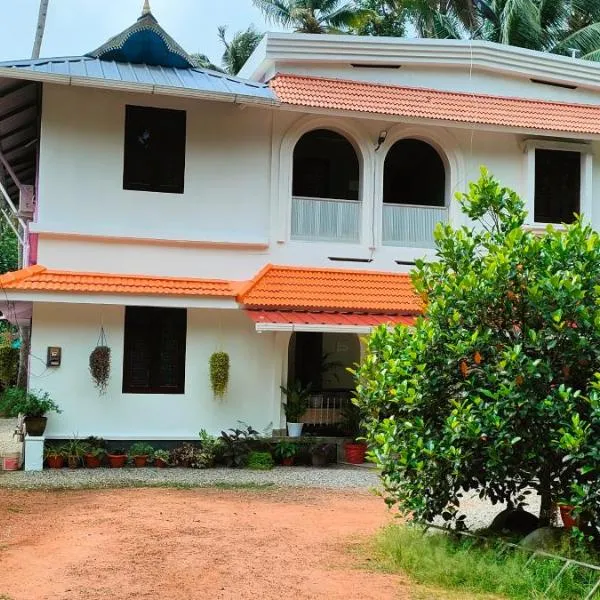 MUNROE LAGOONS，位于Kottārakara的酒店