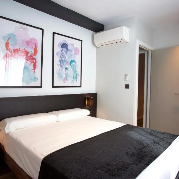 Apartamentos La Espadaña，位于罗塔的酒店