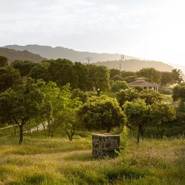 Los Chozos del Geoparque，位于Villar del Pedroso的酒店