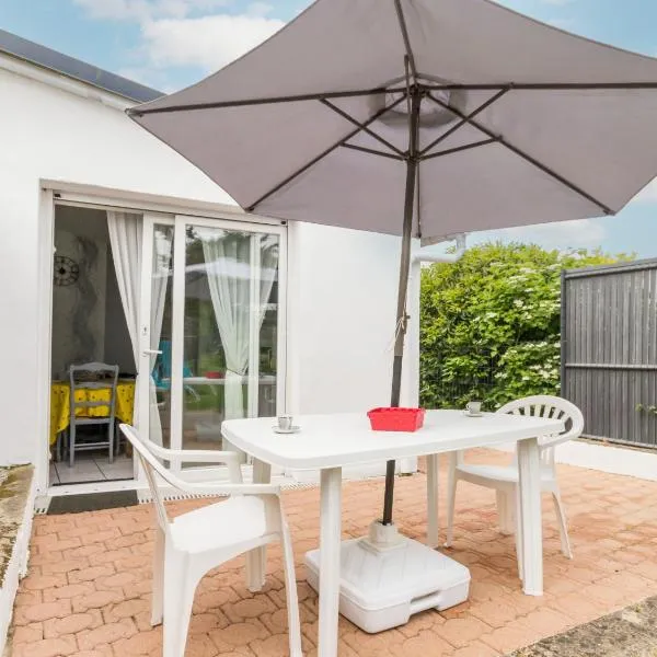 Gîte indépendant avec terrasse - Proche de St Nazaire et La Baule, au cœur du Parc de Brière - FR-1-306-862，位于Corsept的酒店