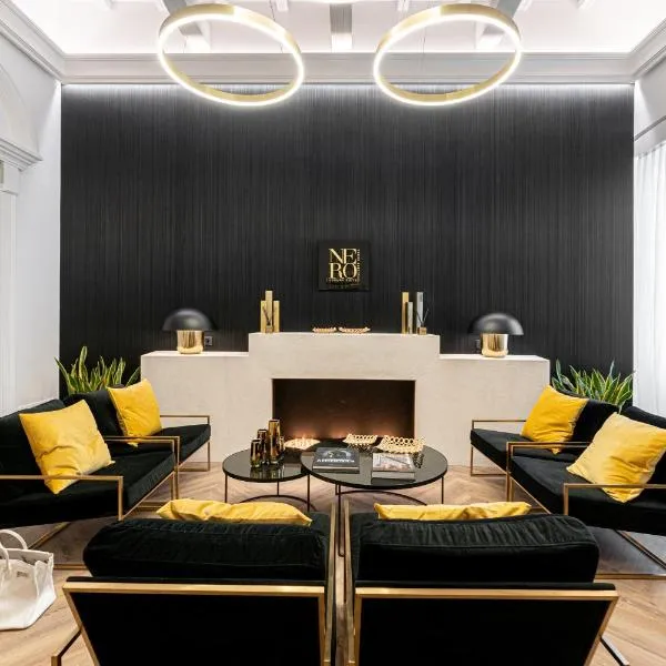 Nero Luxury Suites，位于卡利亚里的酒店