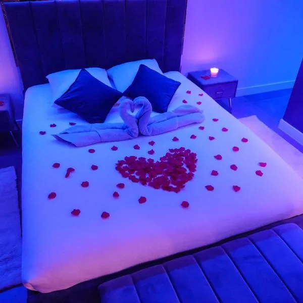 Appartement - Jacuzzi - Pour deux，位于贝桑松的酒店