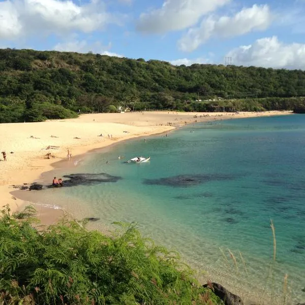 Waimea Bay Cottage，位于Kaaawa的酒店