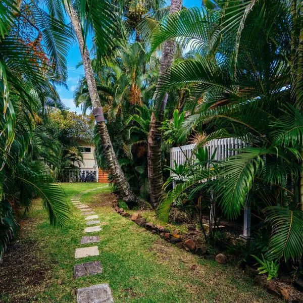 Waimea Bay Garden Bunglaow，位于普普科亚的酒店