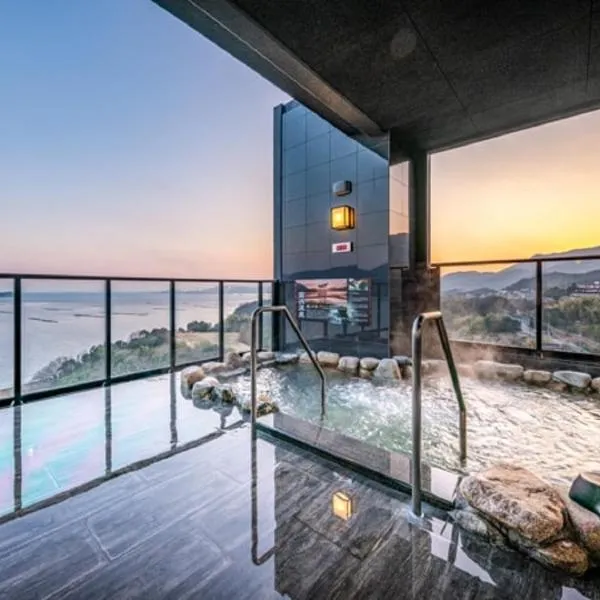 LiVEMAX RESORT Miyahama Ocean View，位于廿日市的酒店