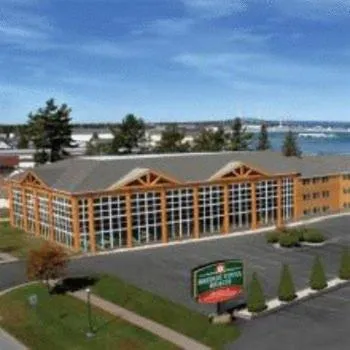 桥景海滩会议酒店，位于Carp Lake的酒店