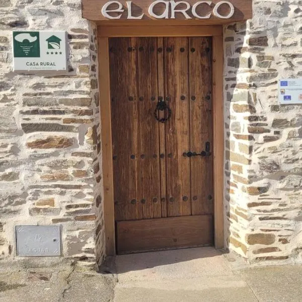 Casa Rural El Arco，位于Sevilleja de la Jara的酒店