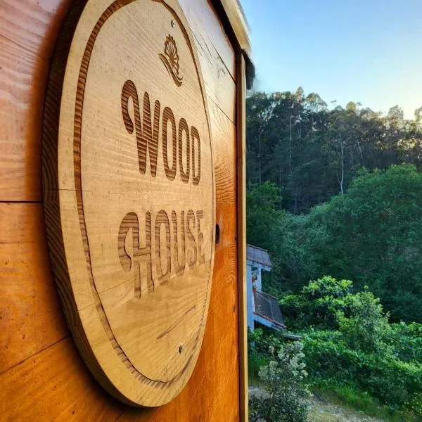WoodHouse Near River - Near Ocean - Near Porto，位于波尔图的酒店
