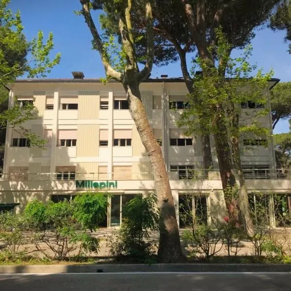 Hotel Millepini，位于卡萨尔博瑟蒂的酒店