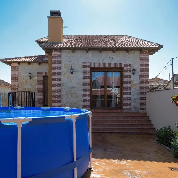 LOS ALISOS Segovia，位于科卡的酒店