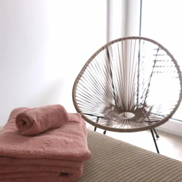 Salt&Sea Summer House Mandre，位于曼德雷的酒店