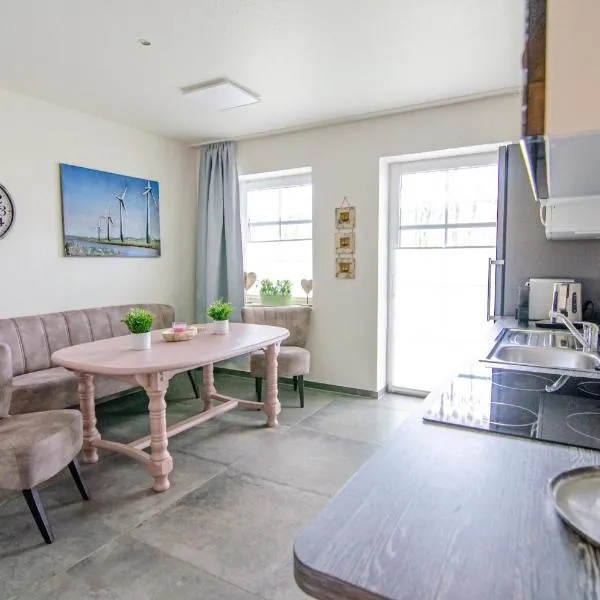 Hotel Blischke，位于卡罗利嫩西尔的酒店