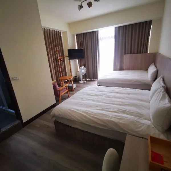 360咖啡宿，位于Mingjian的酒店