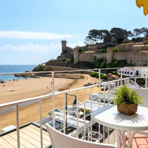 Hotel Capri，位于滨海托萨的酒店