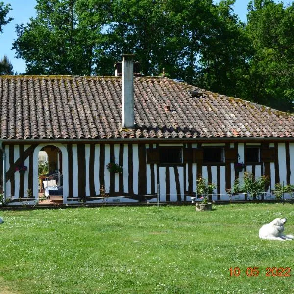 LA GRANDE JAOUGUE，位于Cazalis的酒店