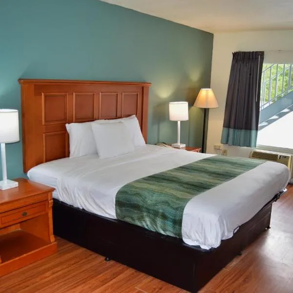 Days Inn by Wyndham Hardeeville Near Hilton Head，位于哈迪维尔的酒店