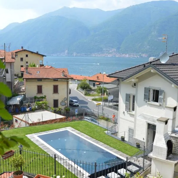 White suite - Jacuzzi, Swimming pool & Lake view，位于莱泽诺的酒店