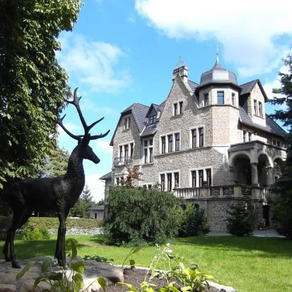 斯特克兰伯格城堡酒店，位于塔勒的酒店