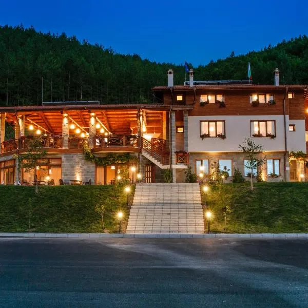 Alpine Garden Hotel (Trayanovi Dvori)，位于Stara Kresna的酒店